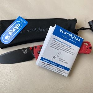 Benchmade bugout red and black